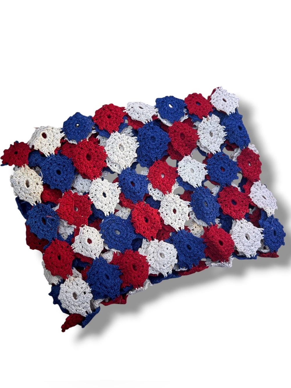 Vintage patriotic/americana doilie table runner
